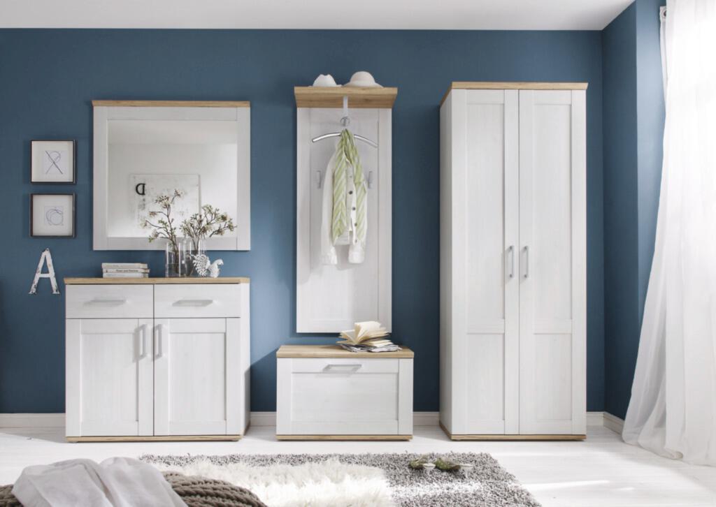 Garderobenprogramm "Romance"